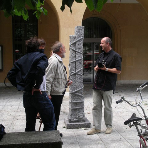 Stele 1990